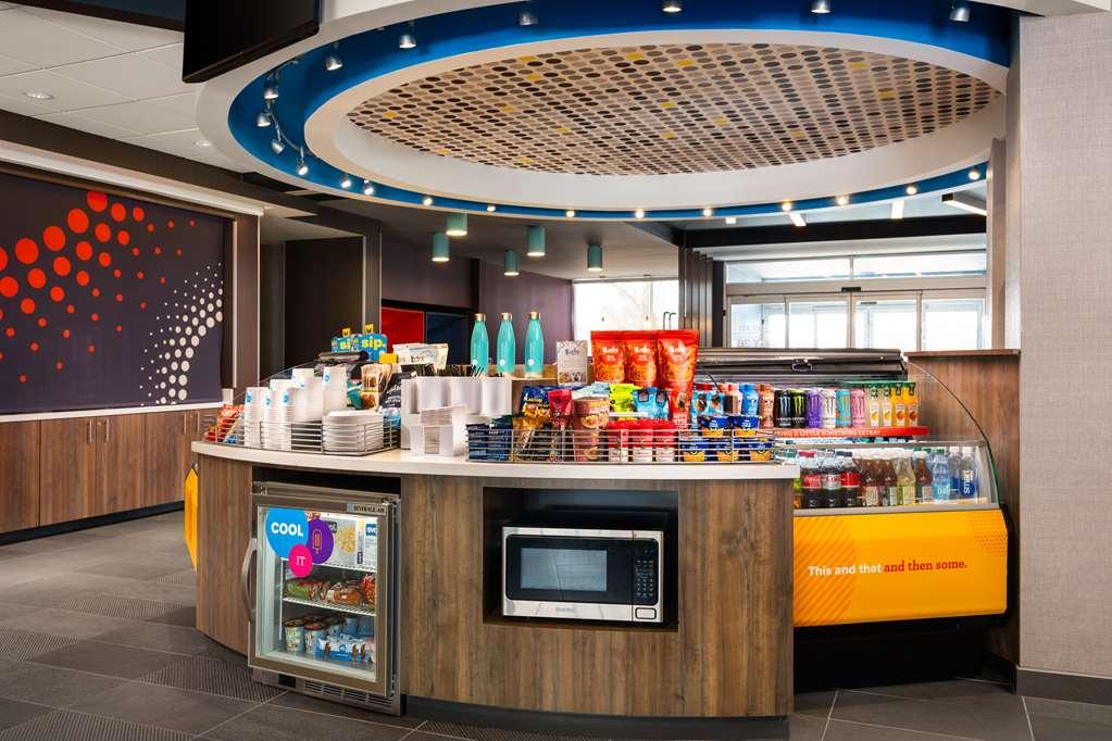 Tru By Hilton Wilmington Hotel Restaurant photo